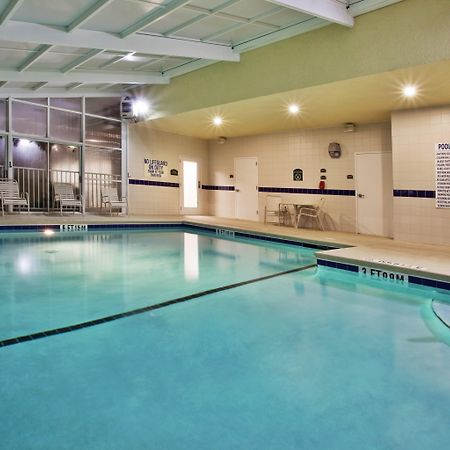 Holiday Inn Brunswick I-95 Екстер'єр фото